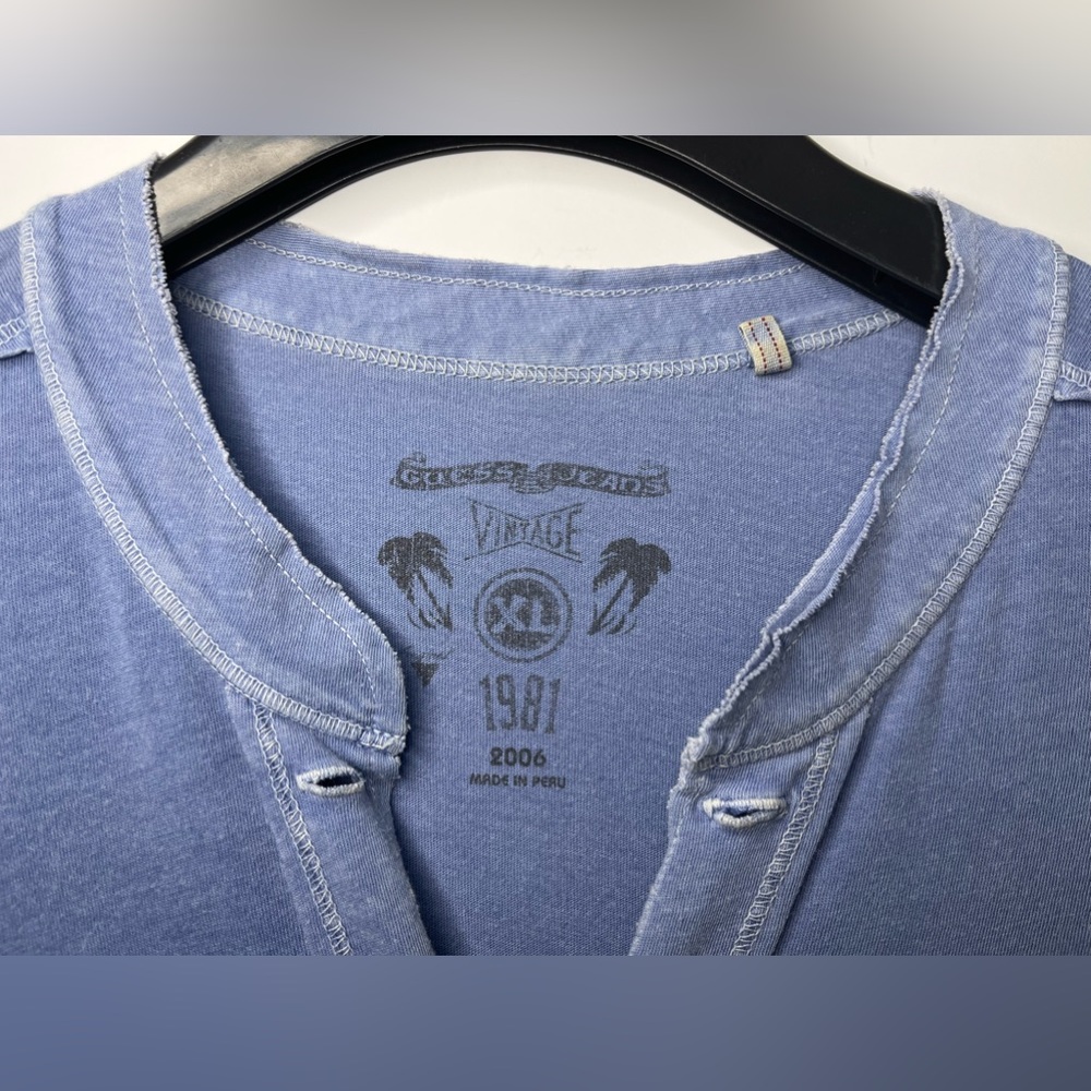 Guess Jeans Long Sleeve Fine Cotton Blend Graphic Top - Picture 4 of 10